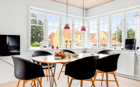Dorti - 500M from the Sea: Estate, Schatten, Auffahrt, Bauernhaus
