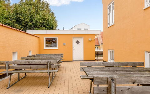 Dorti - 500M from the Sea: Estate, Schatten, Auffahrt, Bauernhaus