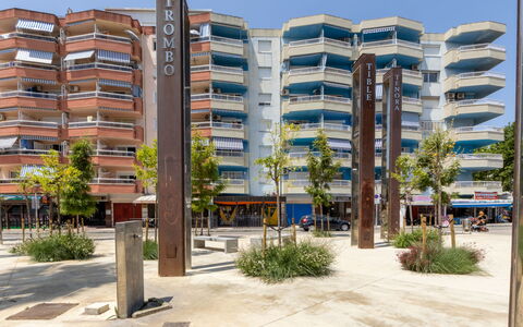 California 2: Die Architektur, Wohnung, Eigentumswohnung, Verbundwerkstoff, Schatten, Mischnutzung, Geschäftshaus, Balkon