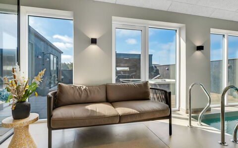 Konrad - from the Sea: Möbel, Interior Design, Flooring, Fussboden, Light Fixture, Couch, Decke, Beleuchtung, Wohnzimmer, Stuhl