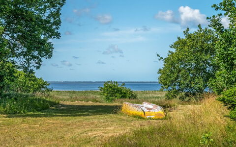Gadde - 100M to the Fjord: Himmel, Blau, Gras, Grün, Vegetation, Natürliche Landschaft, Wiese, Ökoregion, Sommer, Horizont