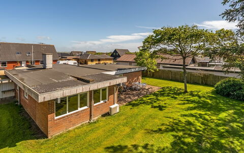Withulf - 500M to the Fjord: Estate, Schatten, Auffahrt, Bauernhaus