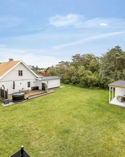 Nanja - 250M from the Sea