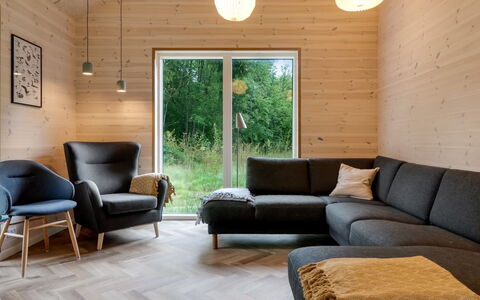 Vilppu - 900M from the Sea: Flooring, Holz, Möbel, Fussboden, Holzboden, Interior Design, Wohnzimmer, Zuhause, Hartholz, Laminatboden