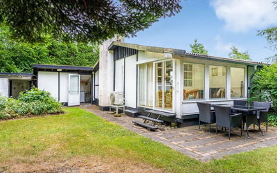 Gravers - 300M from the Sea
