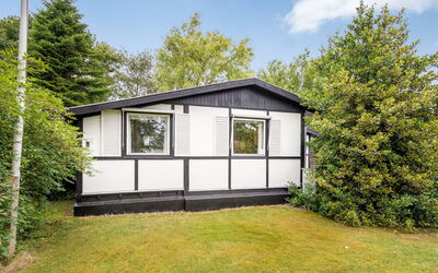 Gravers - 300M from the Sea