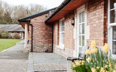 Peach Tree County Cottage: Wohnung, Gebirge, Senke, Alpen, Hotel, Bergdorf