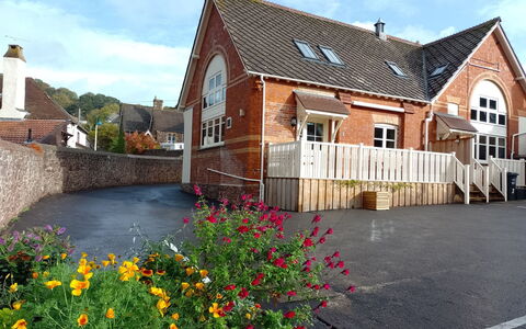 Lower School Cottages: Wohnung, Gebirge, Senke, Alpen, Hotel, Bergdorf