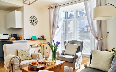 Riverview: Wohnung, Gebirge, Senke, Alpen, Hotel, Bergdorf