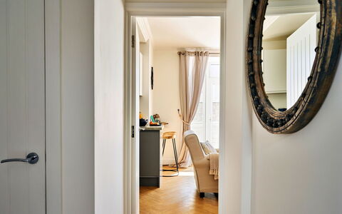 Riverview: Wohnung, Gebirge, Senke, Alpen, Hotel, Bergdorf