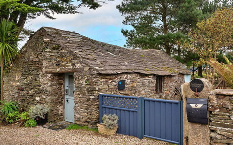 Fisherman'S Cottage: Wohnung, Gebirge, Senke, Alpen, Hotel, Bergdorf