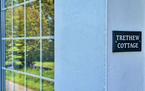 Trethew Cottage: Wohnung, Gebirge, Senke, Alpen, Hotel, Bergdorf