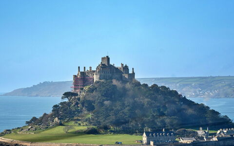 Castle House at Penzance: Wohnung, Gebirge, Senke, Alpen, Hotel, Bergdorf