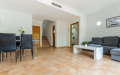 Salou 215: Flooring, Fussboden, Interior Design, Decke, Holzboden, Hartholz, Fliese, Wohnzimmer, Küche & Esszimmer Tisch