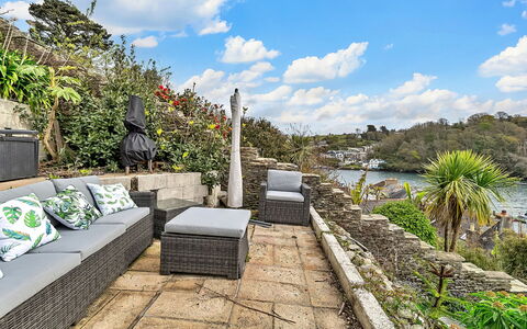 Garden Cottage in Fowey: Wohnung, Gebirge, Senke, Alpen, Hotel, Bergdorf
