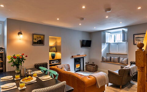 Potters Cottage: Wohnung, Gebirge, Senke, Alpen, Hotel, Bergdorf