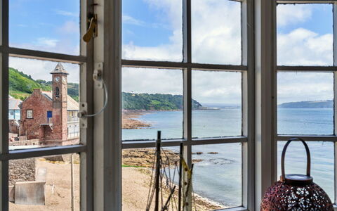 April Cottage: Meer, Ozean, Küste, Daylighting, Bucht
