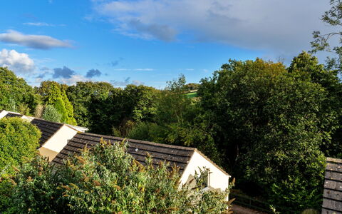 Forest Park Lodge: Wohnung, Gebirge, Senke, Alpen, Hotel, Bergdorf