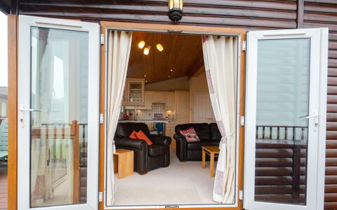 Whitsand Bay Lodge: Wohnung, Gebirge, Senke, Alpen, Hotel, Bergdorf