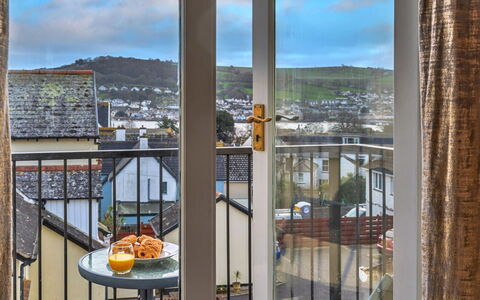 Kanangra: Wohnung, Balkon, Schatten, Yachthafen, Hotel, Dock