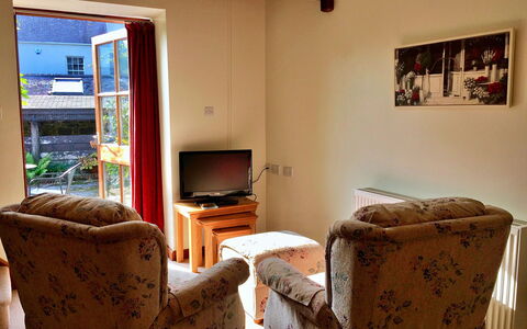 Little Dunley - Virginia Cottage: Wohnung, Balkon, Schatten, Yachthafen, Hotel, Dock