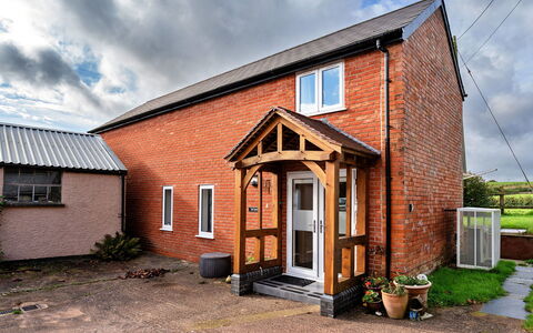 The Barn at Prowses Farm: Wohnung, Balkon, Schatten, Yachthafen, Hotel, Dock