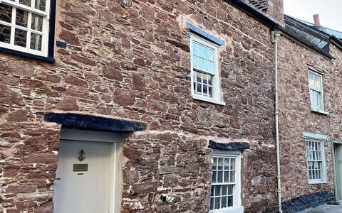 Calm Cottage, Kingsand: Wohnung, Balkon, Schatten, Yachthafen, Hotel, Dock