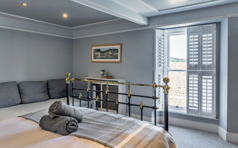 Kelvin House: Wohnung, Balkon, Schatten, Yachthafen, Hotel, Dock