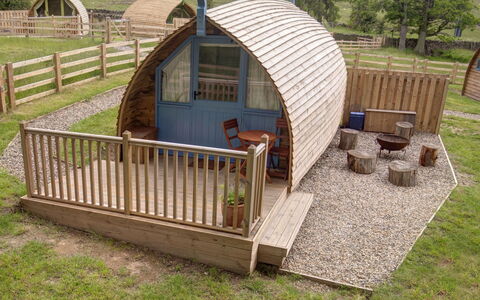 Wheatley'S Glamping: Wohnung, Balkon, Schatten, Yachthafen, Hotel, Dock