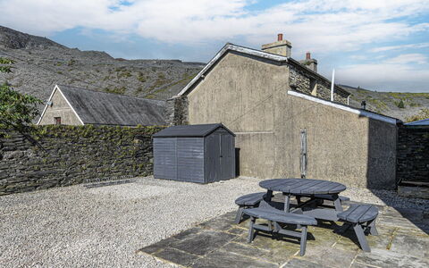 The Moelwyn: Wohnung, Balkon, Schatten, Yachthafen, Hotel, Dock
