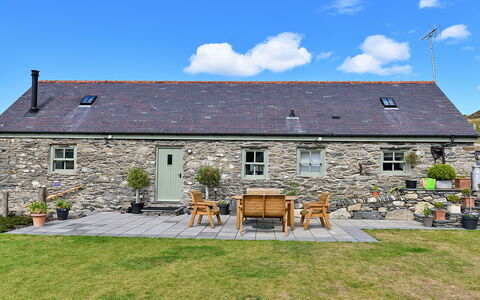 Moelis Barn: Wohnung, Balkon, Schatten, Yachthafen, Hotel, Dock