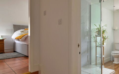 Moelis Barn: Wohnung, Balkon, Schatten, Yachthafen, Hotel, Dock