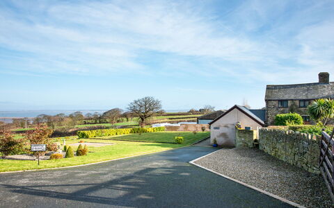 Picton Lodge - Sea Views: Wohnung, Balkon, Schatten, Yachthafen, Hotel, Dock