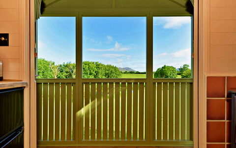 'Marared' Gypsy Hut: Wohnung, Balkon, Schatten, Yachthafen, Hotel, Dock