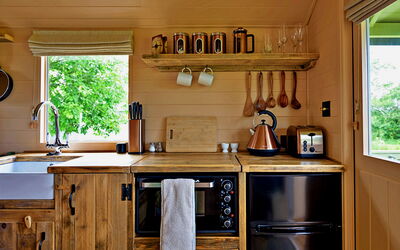 'Marared' Gypsy Hut