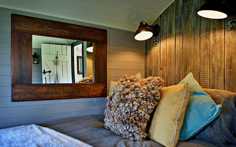 'Elen' Gypsy Hut: Wohnung, Balkon, Schatten, Yachthafen, Hotel, Dock
