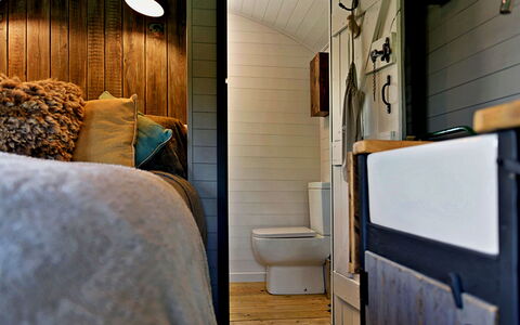 'Elen' Gypsy Hut: Wohnung, Balkon, Schatten, Yachthafen, Hotel, Dock