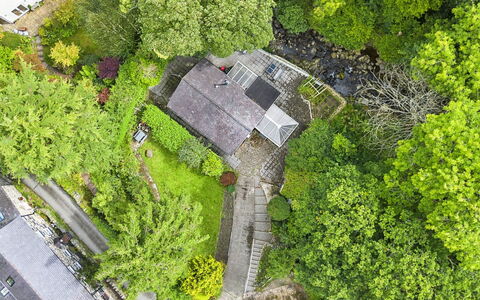 Nant Cottage: Wohnung, Balkon, Schatten, Yachthafen, Hotel, Dock