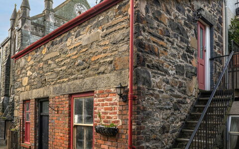 Bryn Seion: Wohnung, Balkon, Schatten, Yachthafen, Hotel, Dock