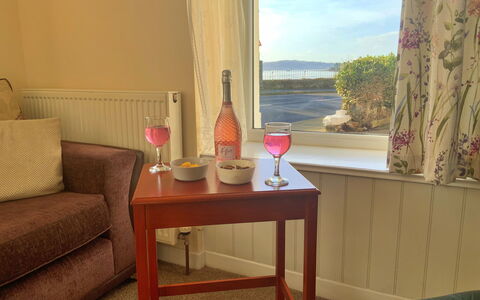 Menai Bridge Bangor 650: Wohnung, Balkon, Schatten, Yachthafen, Hotel, Dock