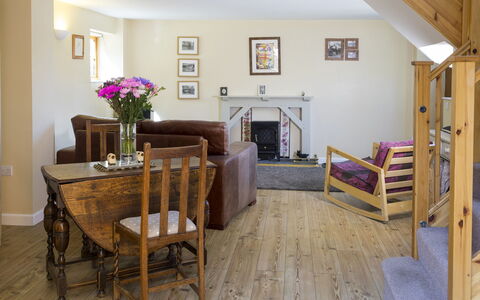 Woodpecker Cottage: Wohnung, Balkon, Schatten, Yachthafen, Hotel, Dock