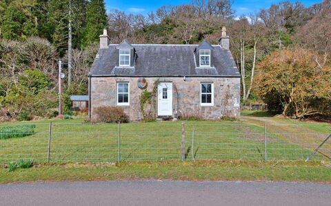 Lochead Cottage: Wohnung, Balkon, Schatten, Yachthafen, Hotel, Dock