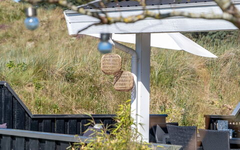 Greta - 2.5Km from the Sea: Holz, Zuhause, Veranda, Deck, Hartholz, Dach, Holzbeize, Holzboden, Eco Hotel
