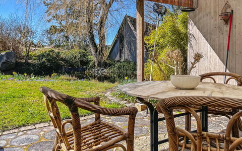 Singa - 600M from the Sea: Wohnung, Eigentumswohnung, Estate, Balkon, Villa, Hotel