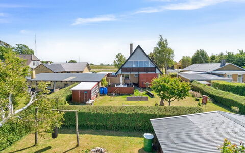 Lacey - 4Km from the Sea: Estate, Schatten, Auffahrt, Bauernhaus