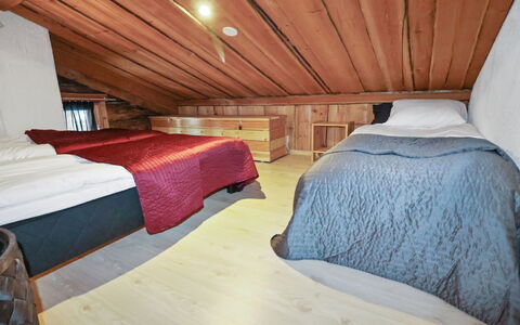 Kelorakka 9: Holz, Hütte, Blockhaus, Wald, Schuppen, Gartenbauten, Lärche, Wald, Holzbeize