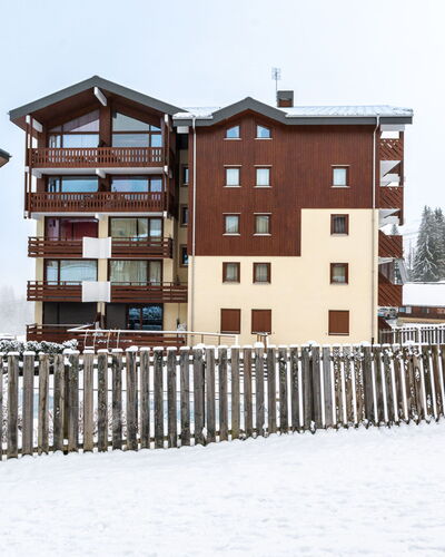 Les Eterlous: Schnee, Winter, Wohngebiet, Einfrieren, Wohnung, Gebirge, Glazialmorphologie, Balkon, Eiskappe, Alpen