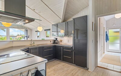 Frederikke - 875M from the Sea