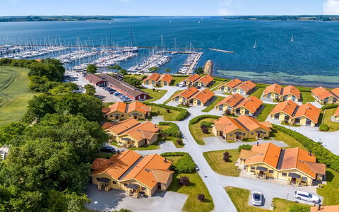 Rouwen - 120M from the Sea: Küsten Und Ozeanische Forms, Boot, Meer, Watercraft, Küste, Dock, Yachthafen, Bucht, Hafen, Klang