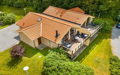Rouwen - 120M from the Sea